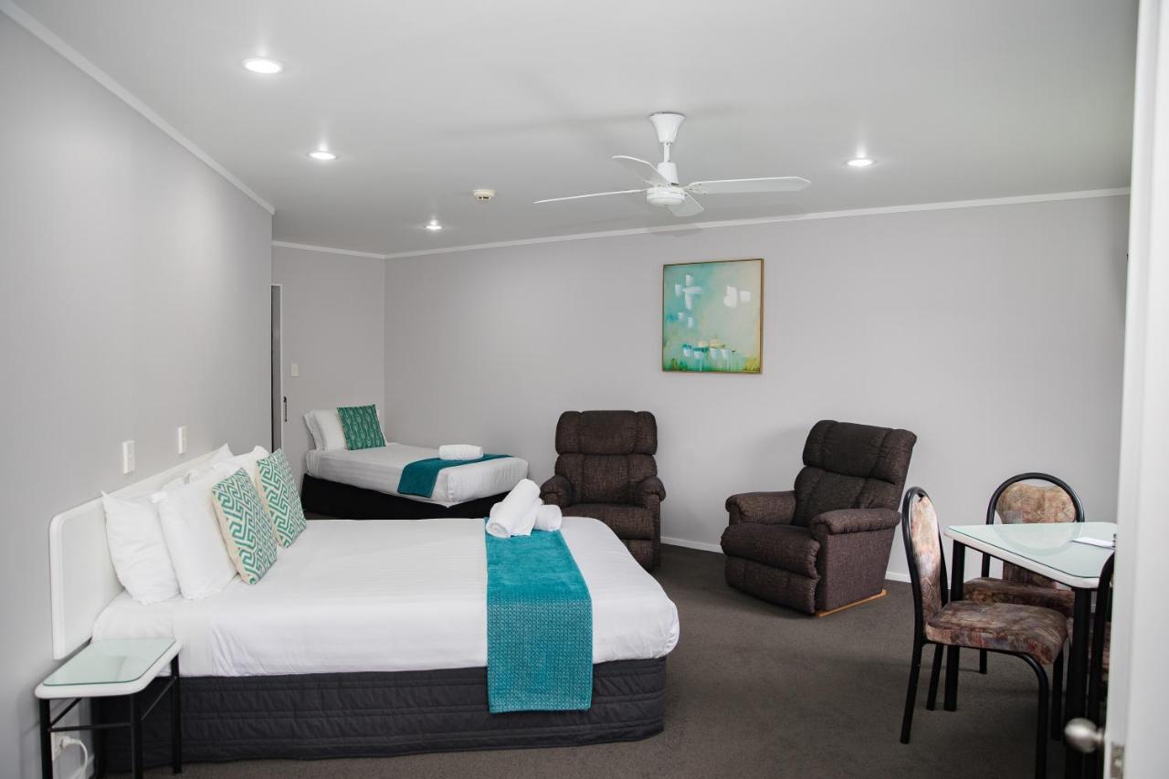 Bks Palm Court Motor Lodge Gisborne Extérieur photo